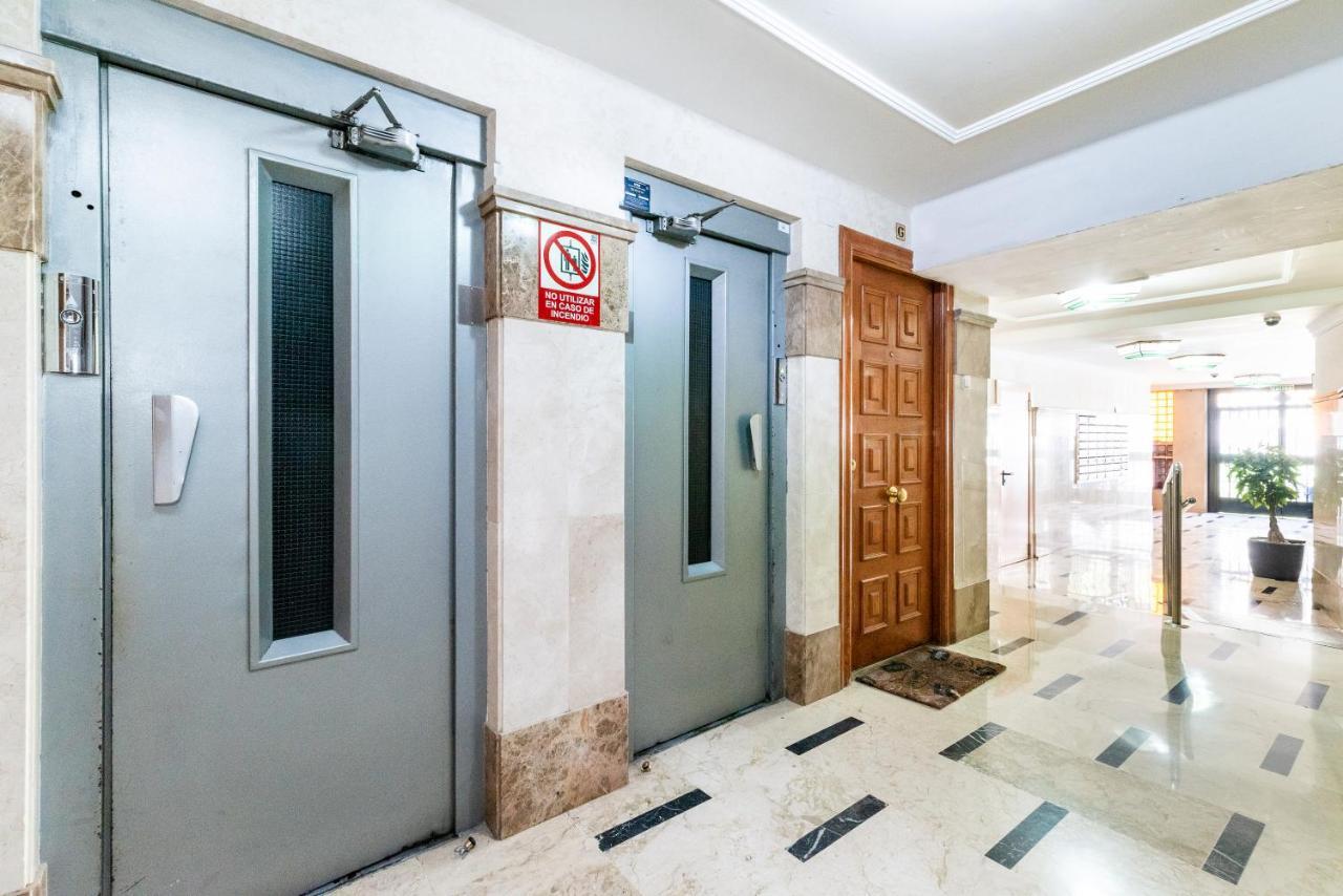 Ferienwohnung Elegante Y Centrico Alojamiento En Granada Exterior foto